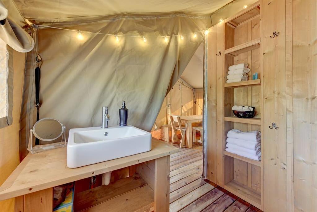 12 Fires Luxury Glamping With Heating #3 호텔 존슨 시티 외부 사진